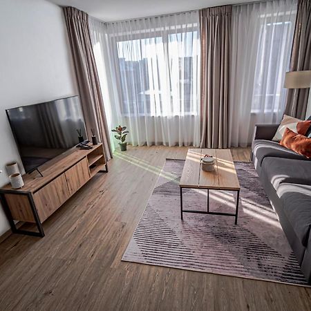 Grunt Apartments Mladá Boleslav Екстериор снимка
