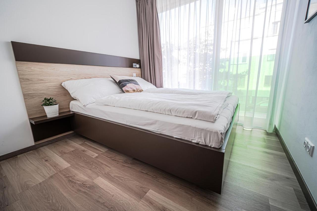Grunt Apartments Mladá Boleslav Екстериор снимка