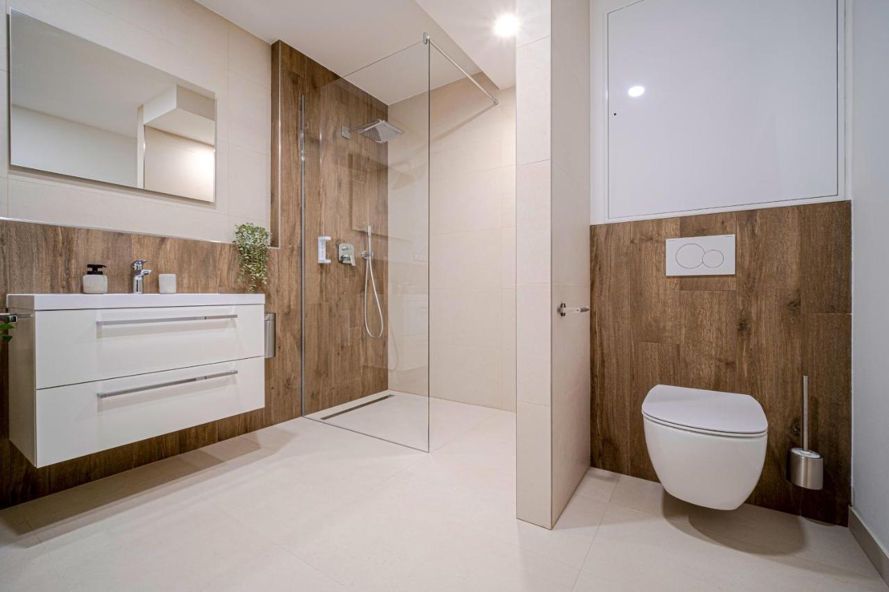 Grunt Apartments Mladá Boleslav Екстериор снимка