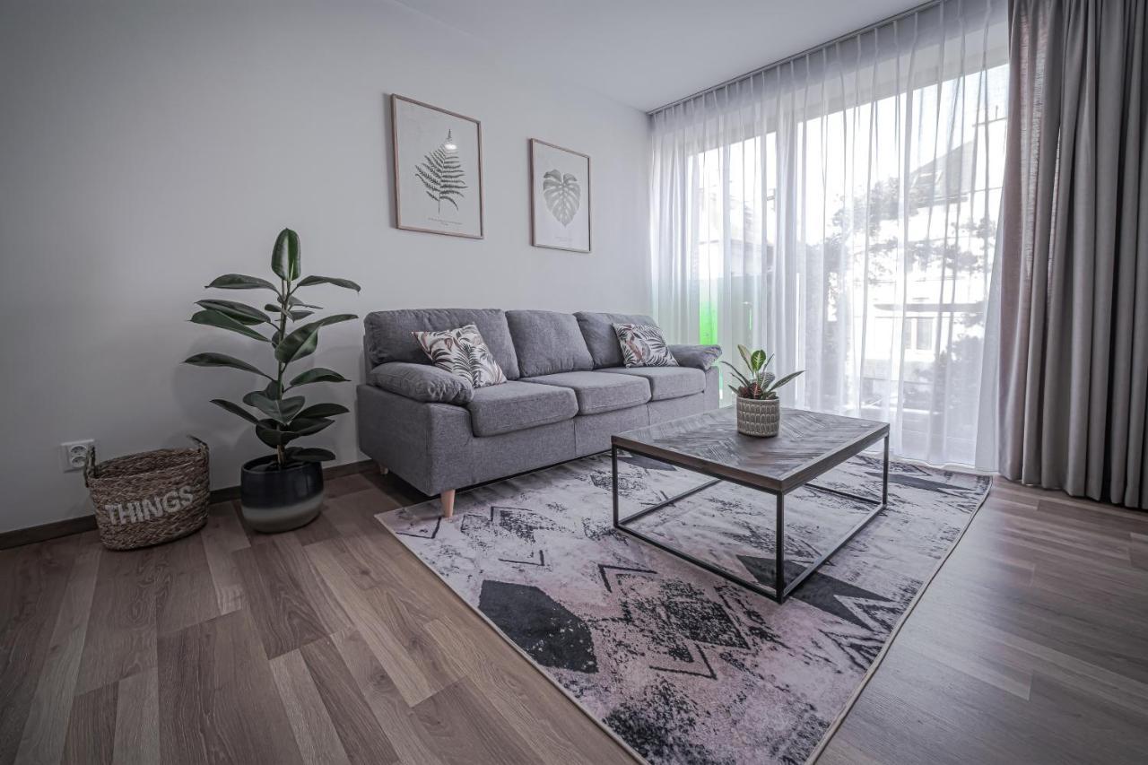 Grunt Apartments Mladá Boleslav Екстериор снимка