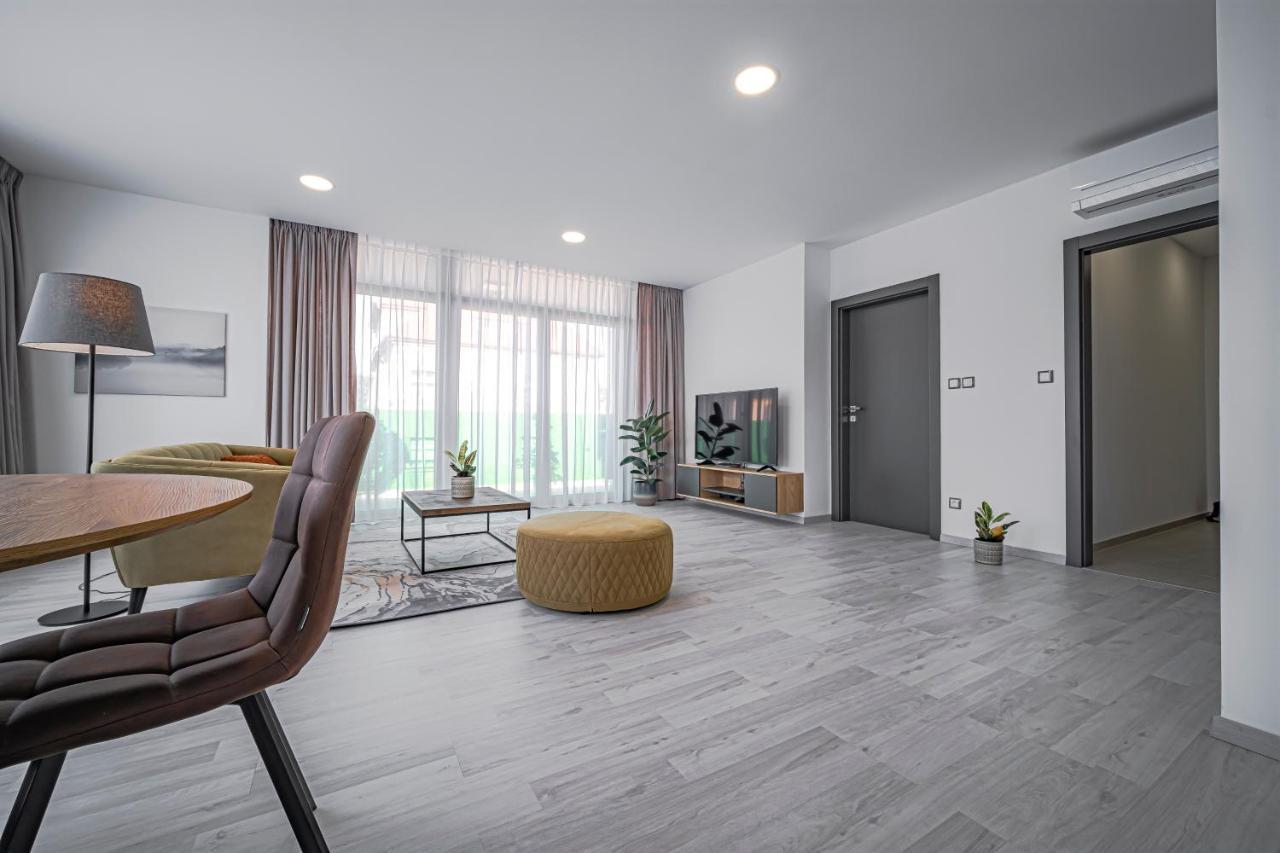 Grunt Apartments Mladá Boleslav Екстериор снимка